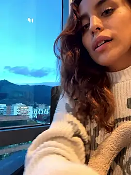 Katee Jones online show from January 2026 11:08:01 PM