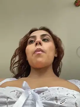 Katee Jones online show from November 2025 08:46:01 PM