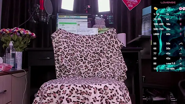 Raissa sky26 online show from November 2025 03:43:02 AM