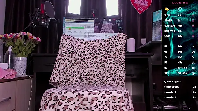 Raissa sky26 online show from March 2026 03:52:01 AM