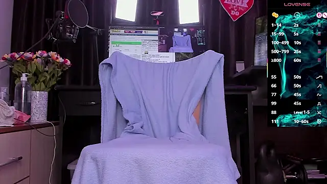 Raissa sky26 online show from March 2026 03:48:01 AM