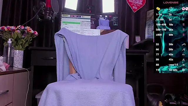 Raissa sky26 online show from March 2026 03:51:02 AM