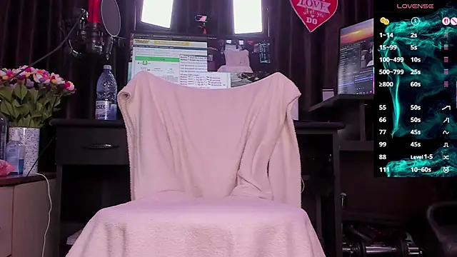 Raissa sky26 online show from December 2025 03:45:02 AM