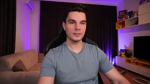 Snapshot of billypassion chatting on February 2025 04:57:02 AM billypassion online show from February 2025 04:57:02 AM