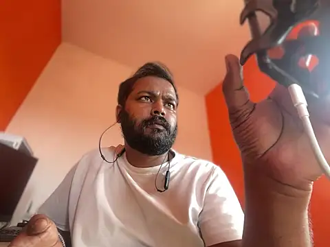 Snapshot of manoj_master chatting on May 2026 09:17:02 AM manoj master online show from May 2026 09:17:02 AM