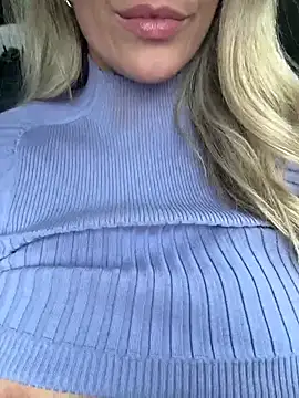 mollywilde online show from February 2026 12:51:02 PM