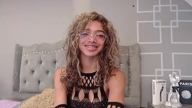 BritneyCollins online show from March 2025 12:12:01 PM