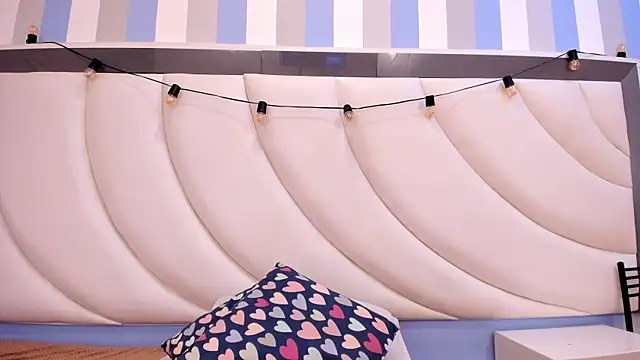 BritneyCollins online show from April 2026 12:51:01 PM