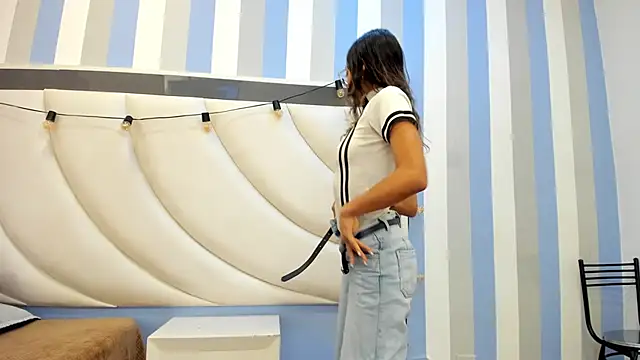 BritneyCollins online show from April 2026 02:56:01 PM