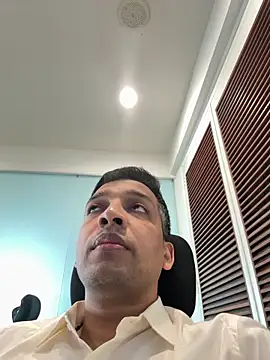 Snapshot of a4ashes chatting on October 2025 04:00:02 AM a4ashes online show from October 2025 04:00:02 AM