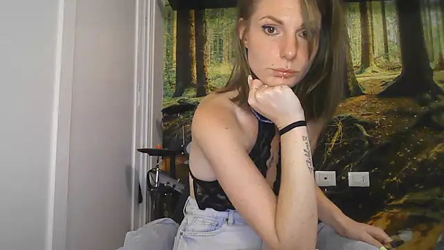 Snapshot of Feli_blue chatting on July 2026 01:13:01 AM Feli blue online show from July 2026 01:13:01 AM