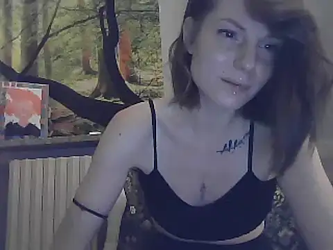 Feli blue online show from February 2025 08:21:01 PM