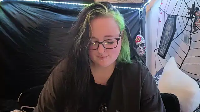 Snapshot of Bunny_Cummings chatting on February 2026 11:27:02 PM Bunny Cummings online show from February 2026 11:27:02 PM