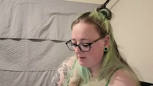 Bunny Cummings online show from May 2026 10:16:02 PM