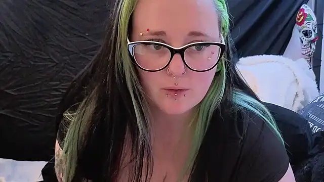 Bunny Cummings online show from March 2026 10:16:01 PM