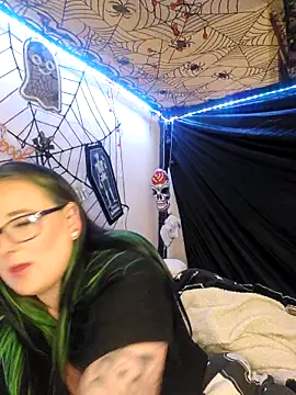 Snapshot of Bunny_Cummings chatting on November 2025 10:10:02 PM Bunny Cummings online show from November 2025 10:10:02 PM