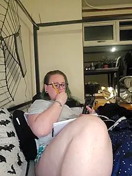 Bunny Cummings online show from October 2025 10:35:02 PM