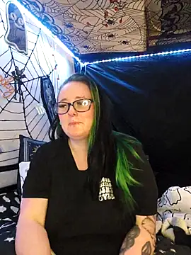 Snapshot of Bunny_Cummings chatting on November 2025 12:44:01 AM Bunny Cummings online show from November 2025 12:44:01 AM