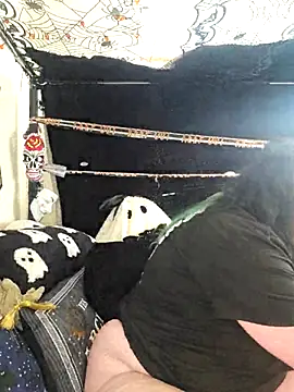 Snapshot of Bunny_Cummings chatting on November 2025 11:36:02 AM Bunny Cummings online show from November 2025 11:36:02 AM