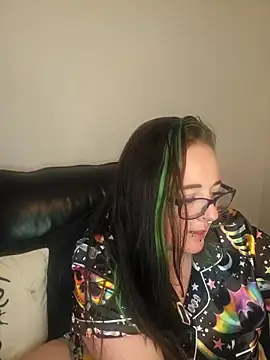 Bunny Cummings online show from September 2025 09:58:01 PM