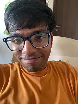 Snapshot of BoyzaraHatke chatting on May 2026 11:19:02 AM BoyzaraHatke online show from May 2026 11:19:02 AM