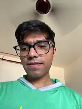 Snapshot of BoyzaraHatke chatting on June 2026 09:36:02 AM BoyzaraHatke online show from June 2026 09:36:02 AM
