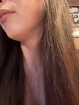 Snapshot of Holly_Play chatting on June 2026 10:02:01 AM Holly Play online show from June 2026 10:02:01 AM
