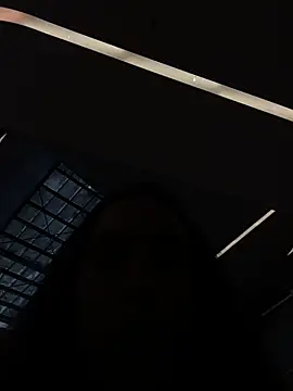 Holly Play online show from February 2026 10:03:01 AM