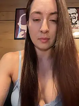 Snapshot of Holly_Play chatting on July 2026 10:03:01 AM Holly Play online show from July 2026 10:03:01 AM
