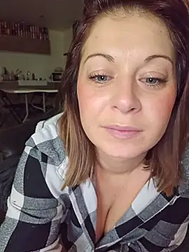 Snapshot of Chaudesquirt chatting on January 2026 07:02:02 AM Chaudesquirt online show from January 2026 07:02:02 AM