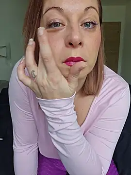 Snapshot of Chaudesquirt chatting on January 2026 09:02:02 AM Chaudesquirt online show from January 2026 09:02:02 AM