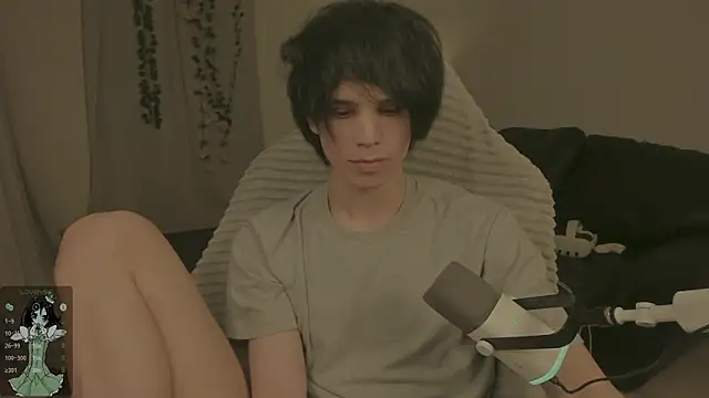 Snapshot of Wampeyes chatting on December 2025 04:09:02 PM Wampeyes online show from December 2025 04:09:02 PM