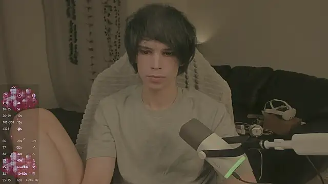 Snapshot of Wampeyes chatting on November 2025 01:10:02 AM Wampeyes online show from November 2025 01:10:02 AM