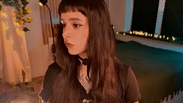 MichaellaMoon online show from February 2026 04:07:01 PM