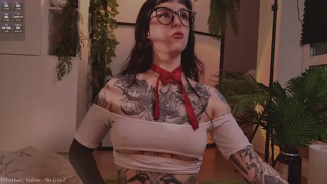 MichaellaMoon online show from October 2025 03:36:01 PM