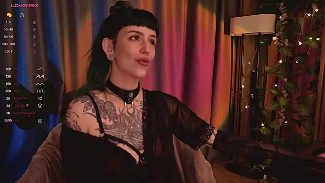 MichaellaMoon online show from February 2025 10:11:02 PM