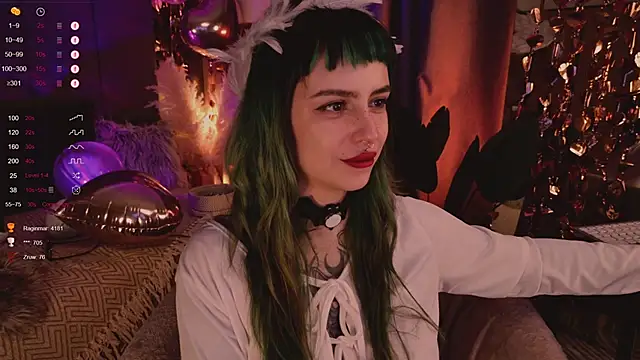 MichaellaMoon online show from February 2025 12:04:01 AM