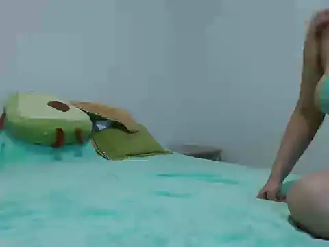 milfevha online show from December 2025 10:42:01 PM