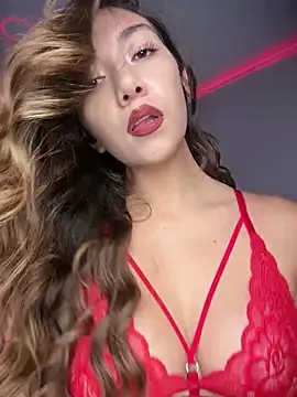 Iris lee online show from April 2026 11:18:02 PM