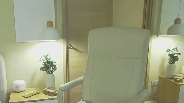 Alessia-miller  online show from March 2026 11:45:01 PM