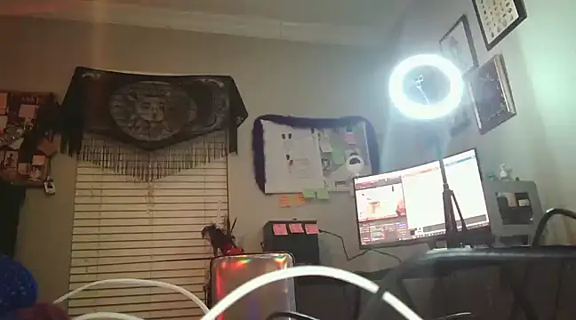 Lyrann89 online show from January 2025 05:02:01 AM