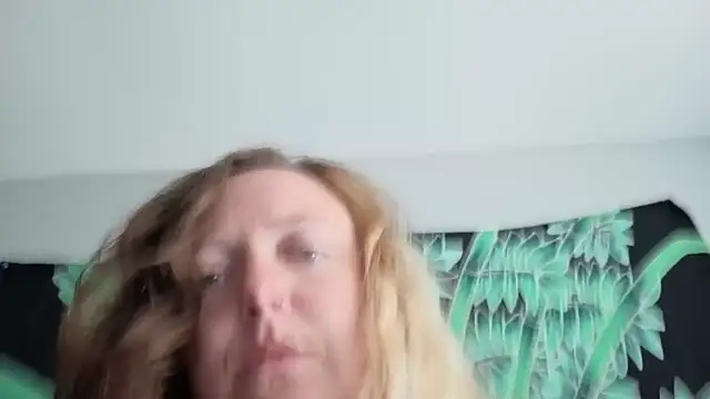 Lyrann89 online show from July 2026 03:42:02 PM