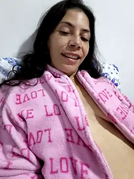 Rainha Travessa online show from November 2025 04:11:01 AM