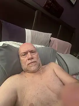 FLSexyGuy online show from June 2026 04:17:01 PM