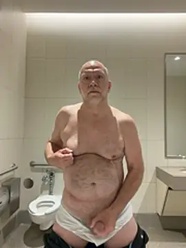 FLSexyGuy online show from April 2026 01:26:01 PM