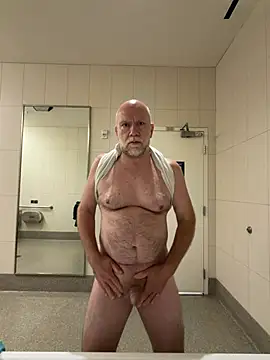 FLSexyGuy online show from April 2026 01:17:02 PM