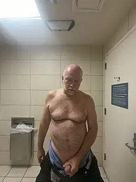 FLSexyGuy online show from April 2026 12:58:02 PM
