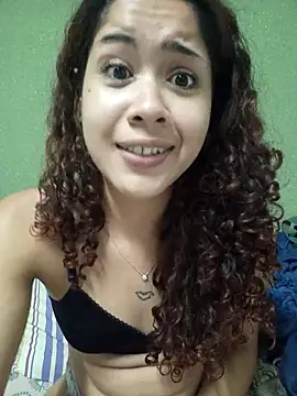 Snapshot of Caccau_scorpion chatting on October 2025 02:48:02 AM Caccau scorpion online show from October 2025 02:48:02 AM