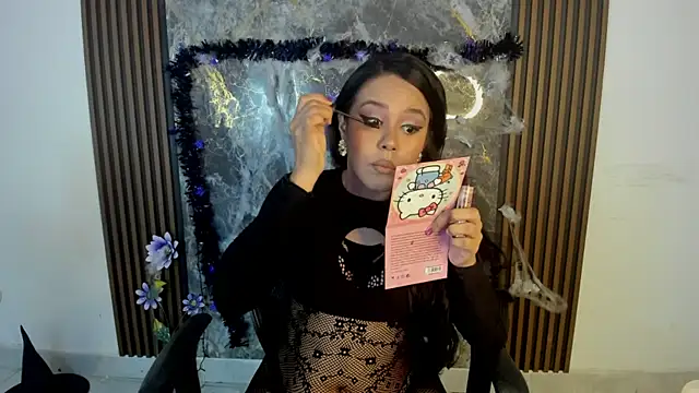 nicol jone1 online show from October 2025 10:54:01 PM