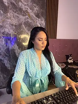 nicol jone1 online show from June 2026 10:10:02 PM